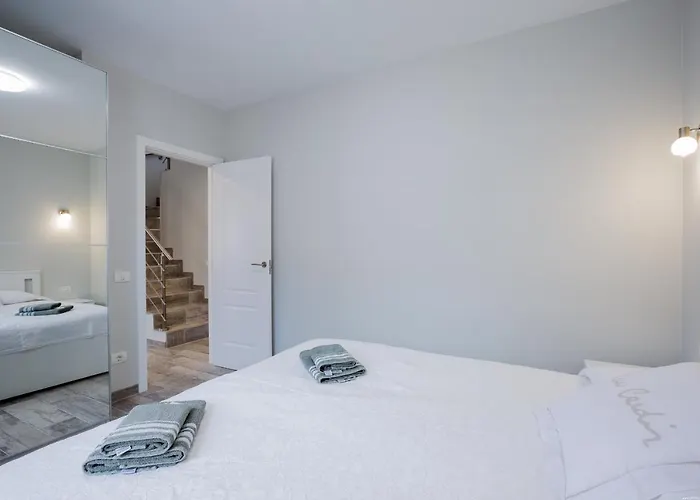 Mar De Lux A32 Apartman *