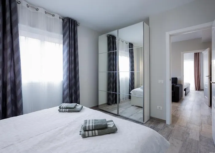 Apartament Mar De Lux A32 *