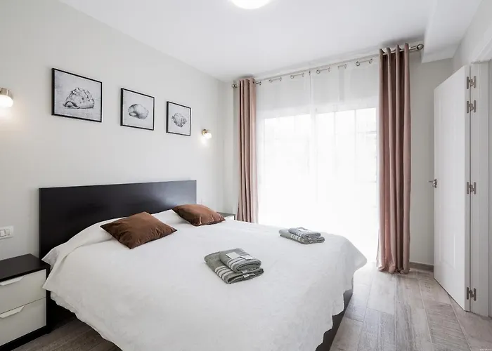 Mar De Lux A32 Palm-mar