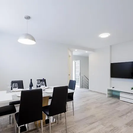 Mar De Lux A32 Apartmán *